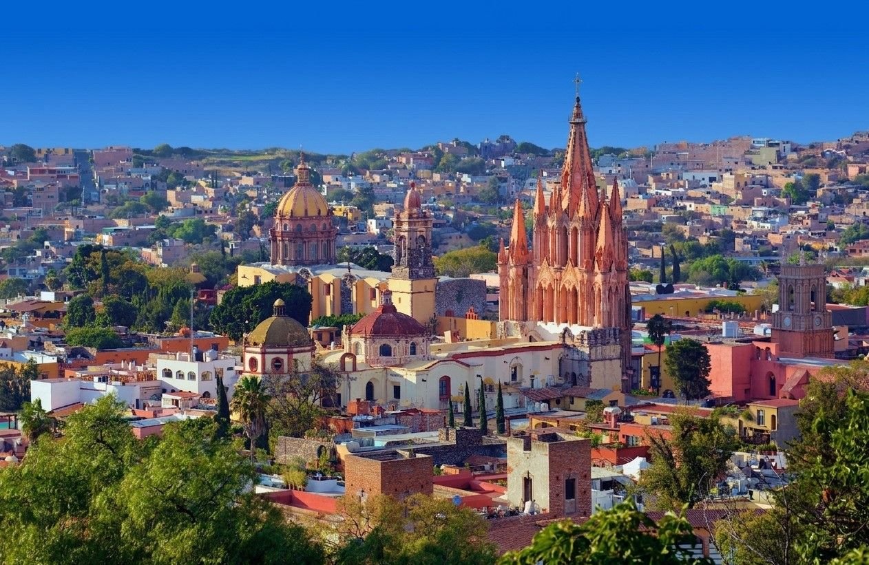 San Miguel De Allende, Messico: Tela di colore, culla della cultura