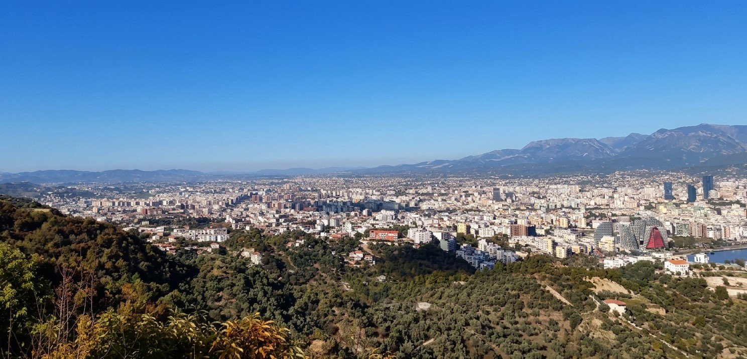 Tirana, Albania: Tradizione e contemporaneità si incontrano